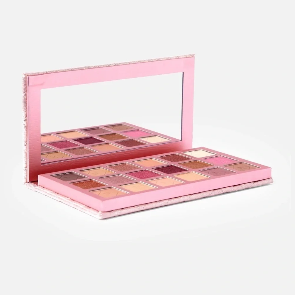NEW Makeup Revolution Glam Glow Soft Glamour Eyeshadow Palette 18 Shades Neutral